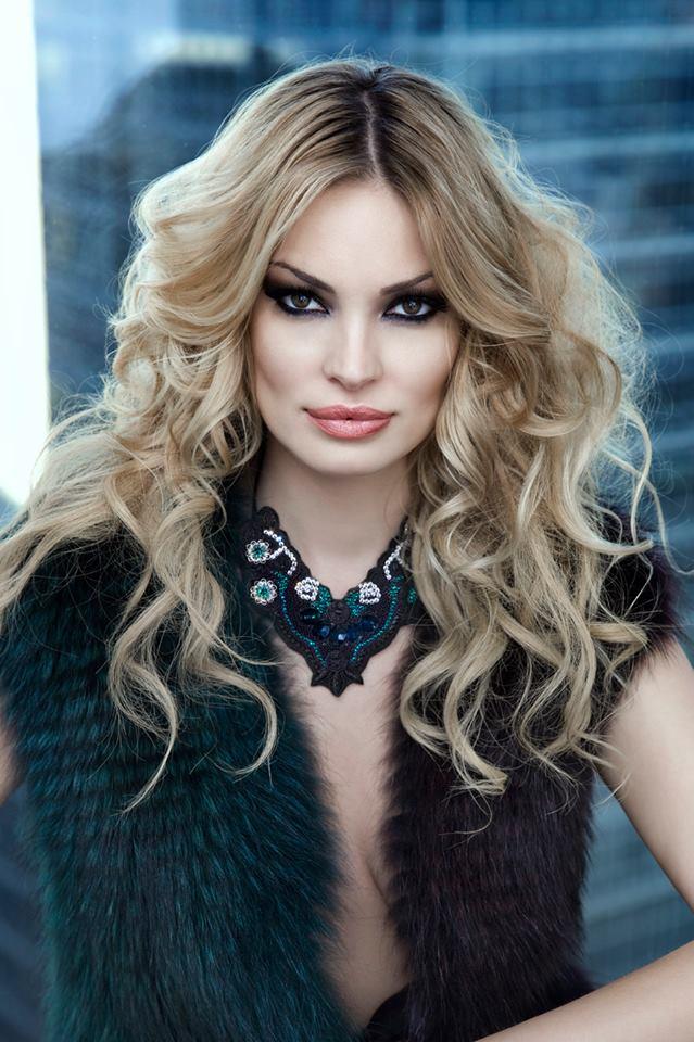 Valentina Pelinel, &icirc;n ipostaze sexy!