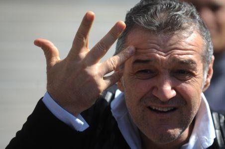 TOP 10 noi versiuni ale refrenului din HIT-ul "30 de grade"! Cum ar cânta Gigi Becali