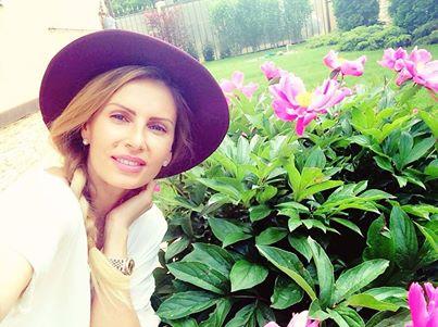 Surpriză de proporții pentru Andreea Bănică: Iată pe ce i-a fost imprimat chipul!