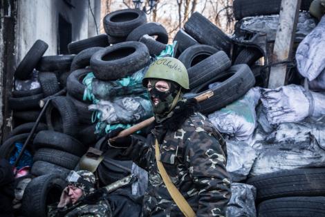 Haos la Odesa: Manifestanții proruși au atacat o secție de poliție și eliberează prizonierii