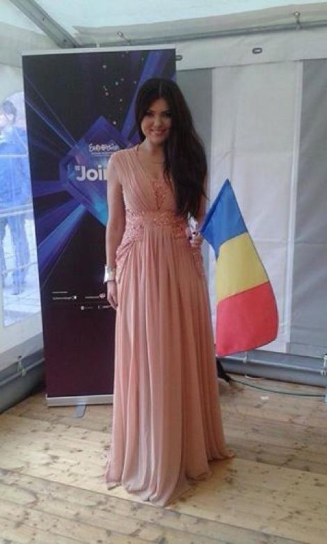 Paula Seling a câştigat deja locul trei la Eurovision... pentru frumuseţe