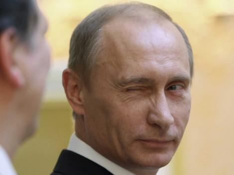 Putin a INTERZIS folosirea cuvintelor vulgare în cărți, ziare, filme, concerte și la TV