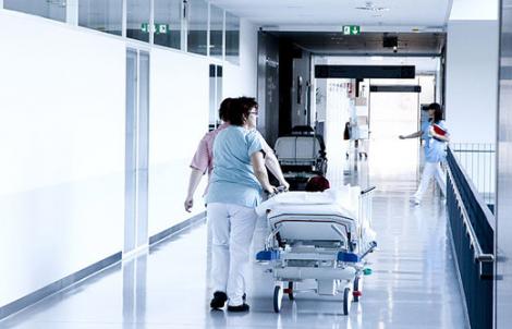 ALERTĂ! Spitalele din România, infestate cu o bacterie mortală