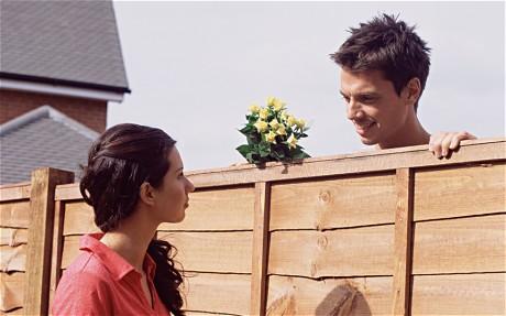 Păcat că nu poţi să-i alegi! Vecinii, "cadoul" pe care nu &icirc;ntotdeauna &icirc;l primeşti cu drag