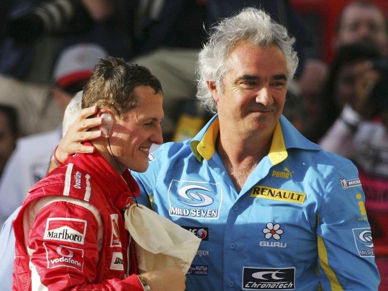Ce se &icirc;nt&acirc;mplă cu Michael Schumacher? Flavio Briatore CONFIRMĂ