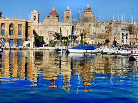 Malta, o destinație turistică fără fațade comerciale