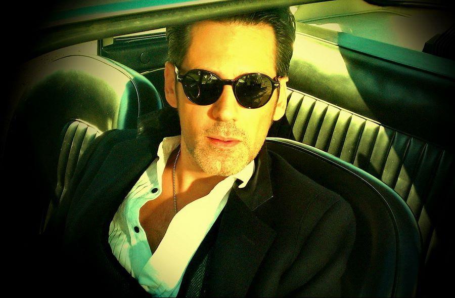 VIDEO: Vineri, 13! Iată melodia pe care Ştefan Bănică Jr ţi-o recomandă pentru a alunga spiritele rele