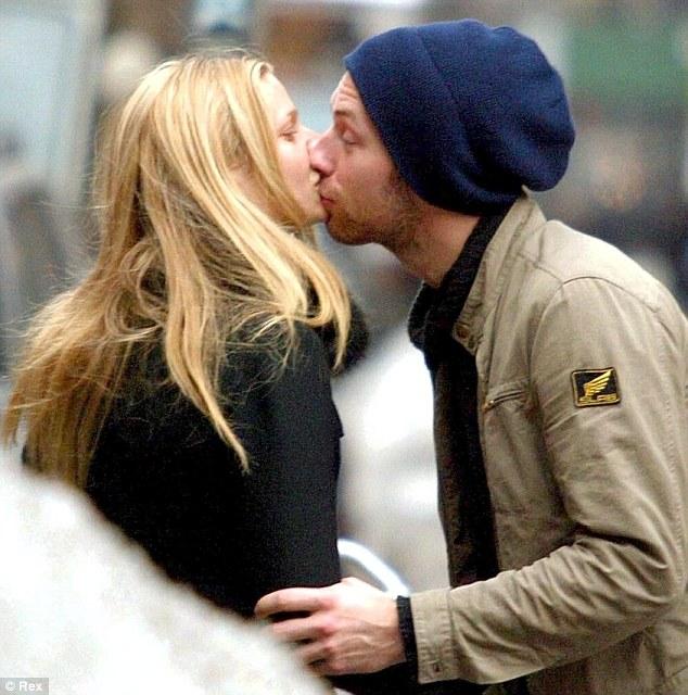 Vestea care face &Icirc;NCONJURUL LUMII!!! Gwyneth Paltrow și Chris Martin s-au &Icirc;MPĂCAT!