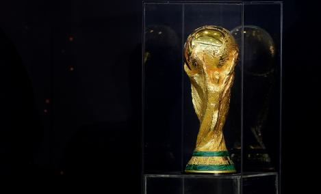 Istoria Cupei Mondiale: Un fan AC Milan a conceput trogfeul pe care se bat toate naţiunile