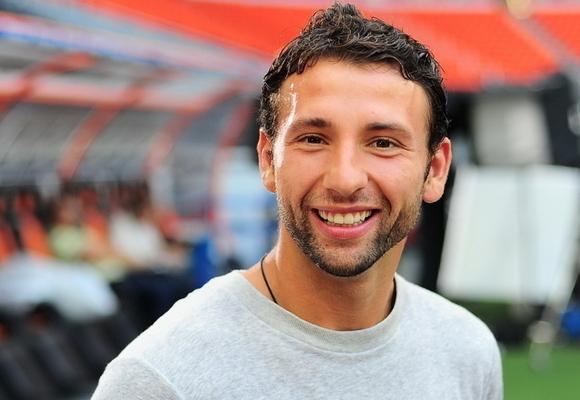 Răzvan Raţ şi-a găsit o nouă echipă! Fundaşul a trecut vizita medicală şi va semna pe doi ani