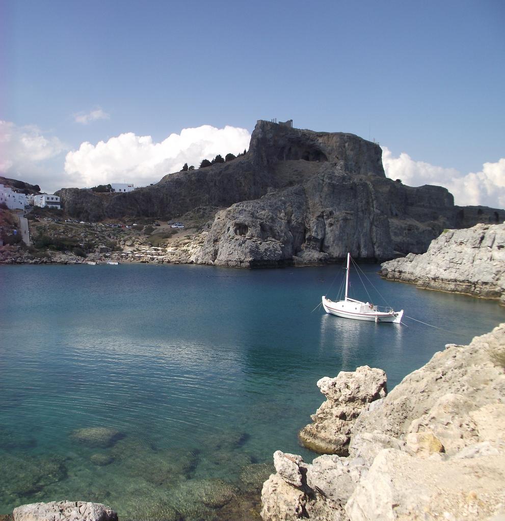 Relaxeaza-te in minunata insula Rhodos