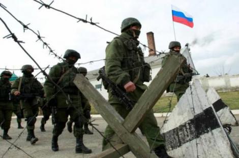 NATO anunţă: "Rusia a trimis DIN NOU forţe militare la graniţa cu Ucraina"