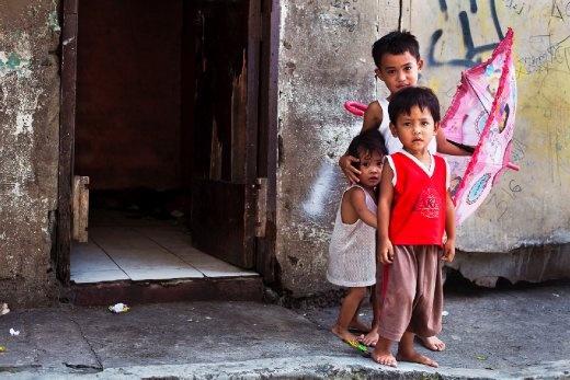 Profesorul care a REVOLTAT o LUME &Icirc;NTREAGĂ: Cere UCIDEREA copiilor fără adăpost!