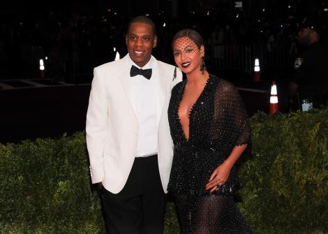 Primele imagini de la nunta secretă a lui Beyonce: Uite ce rochie ”cuminte” a purtat diva!