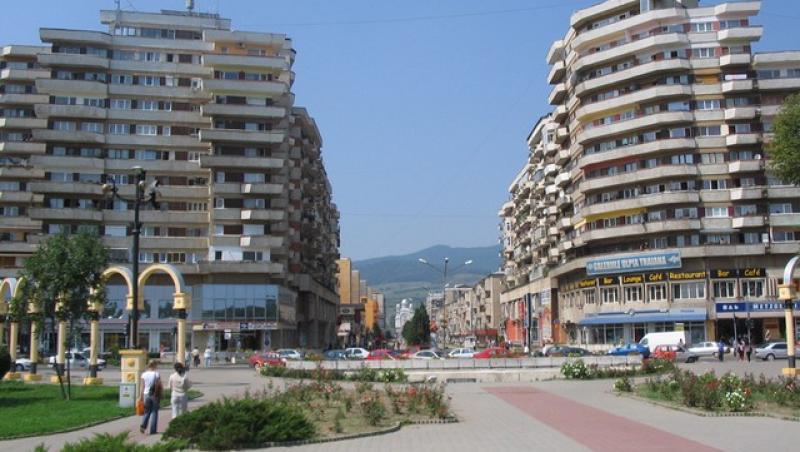 Aşa arată acum blocul din Alba Iulia