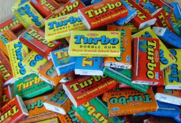 SURPRIZĂ de proporţii pentru generaţiile mai mari! Guma TURBO cu surprize s-a &icirc;ntors