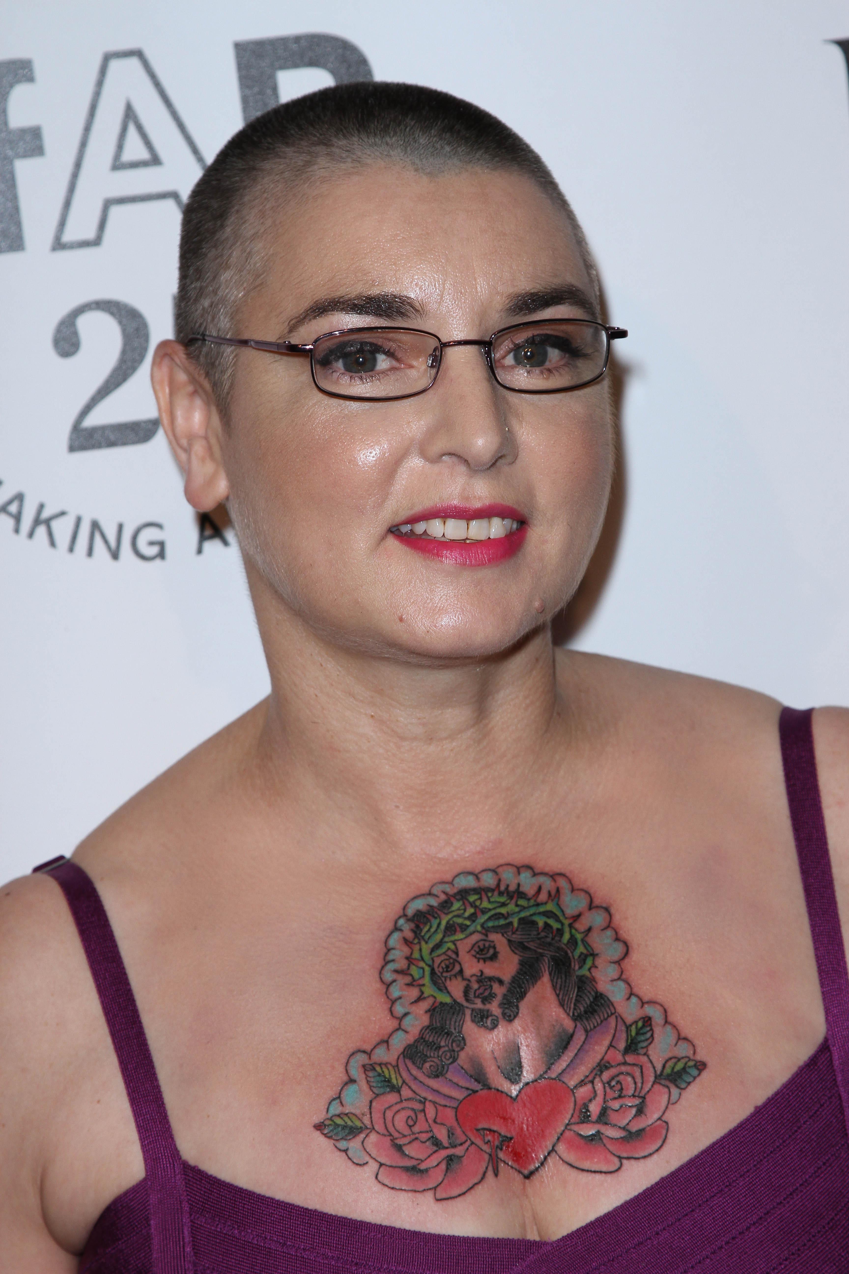 Sinead O'Connor, de nerecunoscut: Vedeta nu mai este tunsă periuţă!