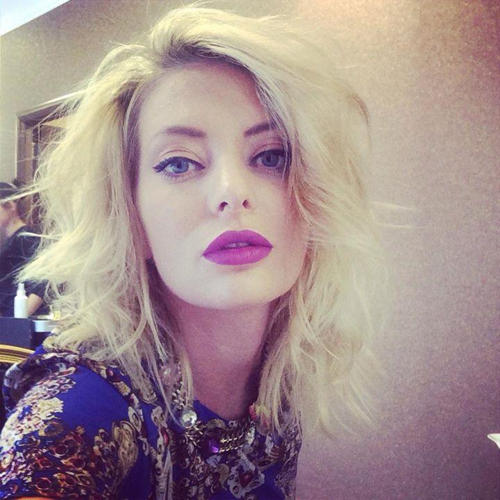 N-ai cum să n-o iubeşti! Delia, jurata X Factor, a &icirc;ntors toate privirile cu o apariţie superbă!