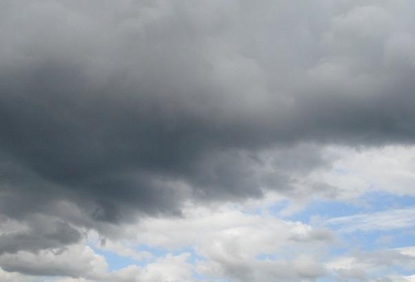 C&acirc;nd soare, c&acirc;nd ploaie! Cum va fi vremea la final de săptăm&acirc;nă