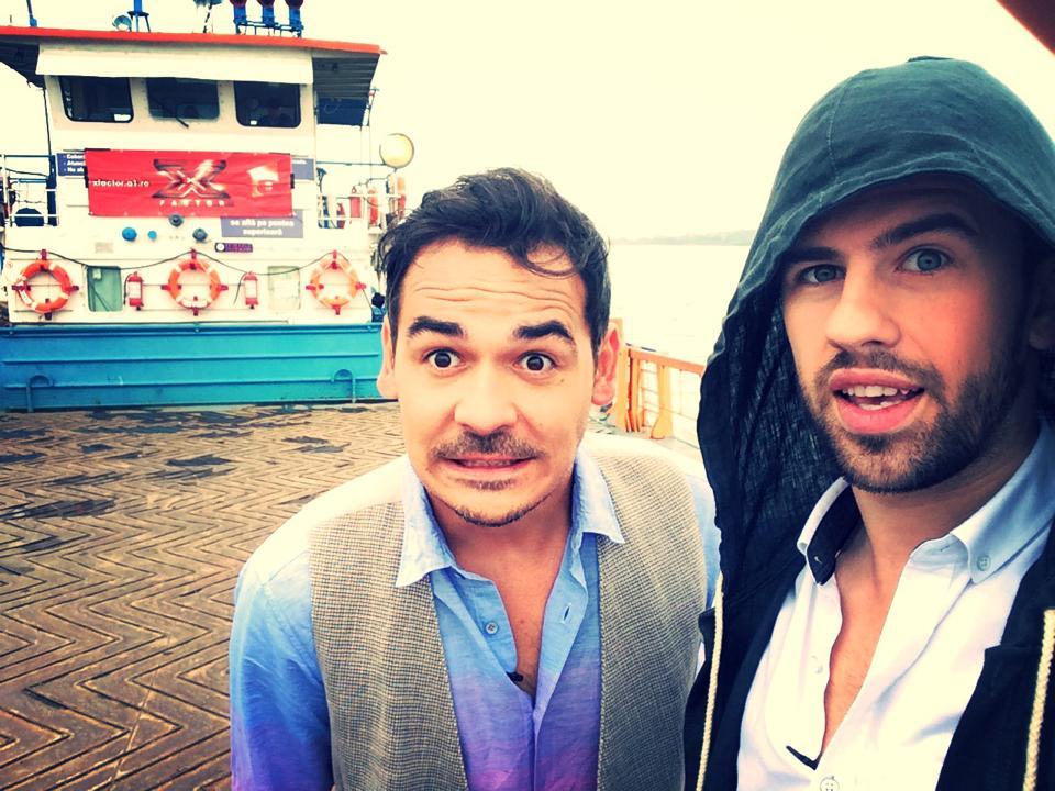 Imagine de mii de like-uri! Echipa X Factor a ajuns pe Titanic!