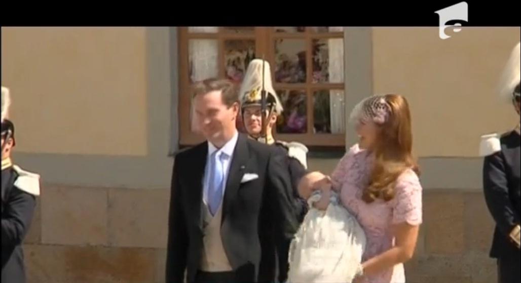 Botez regal, &icirc;n Suedia: Cel mai mic membru al familiei aflate la tron a fost creștinat