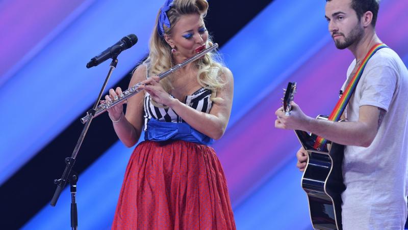 Delia, jurata "X Factor", a oferit un show de excepţie, alături de un concurent