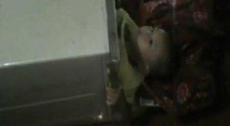 VIDEO: Un băieţel de trei ani a rămas BLOCAT într-o maşină de spălat! L-au SALVAT în ultima clipă