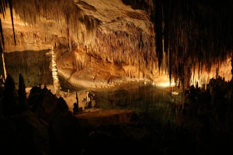 Excursie aventuroasă către Cuevas del Drach