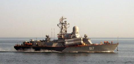 Rusia MINEAZĂ platformele de gaz din Marea Azov