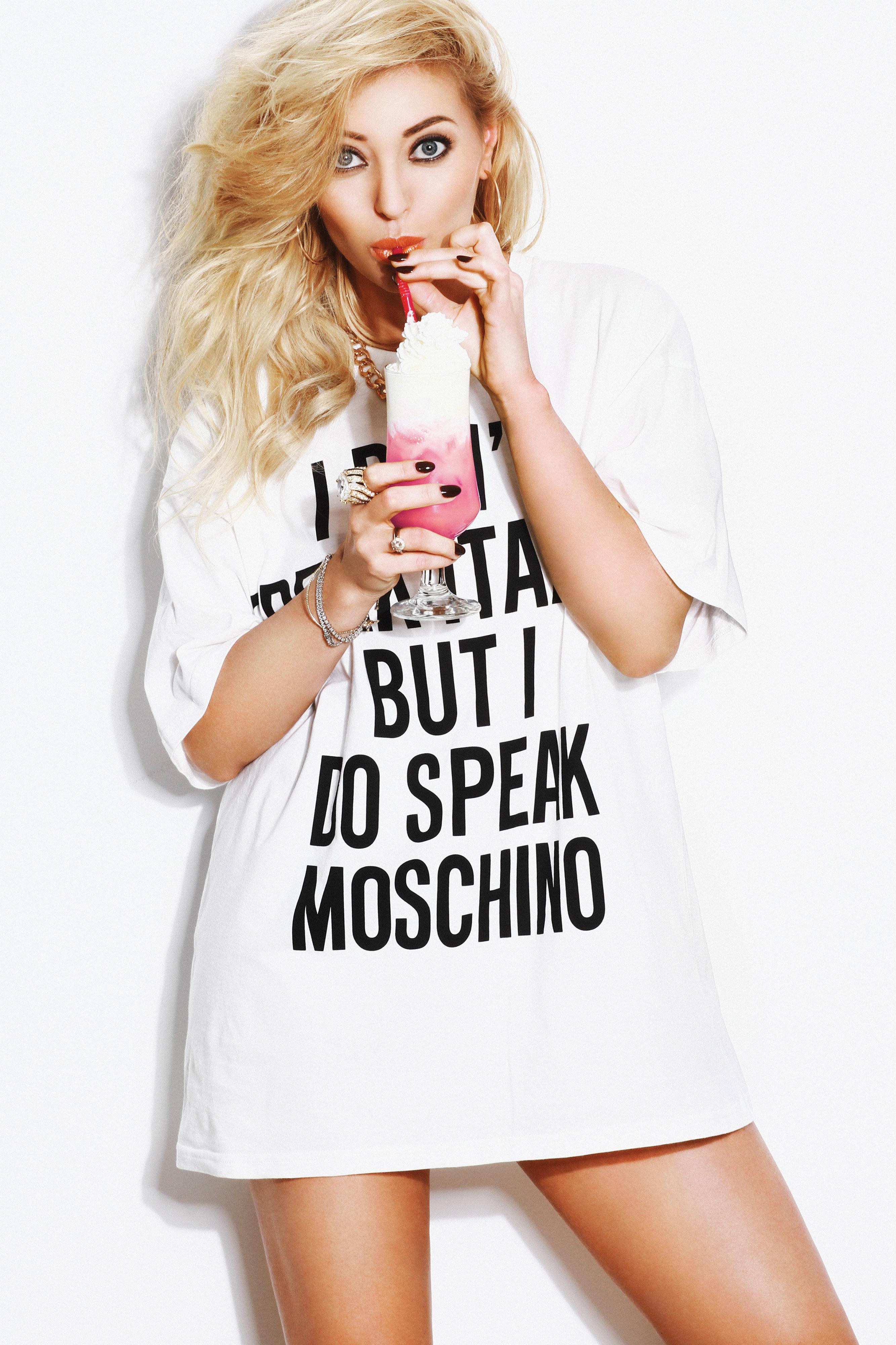 Interviu &icirc;n EXCLUSIVITATE: Iată o altă faţă a Deliei, jurata "X Factor"! "N-aș putea trăi fără telefon!"