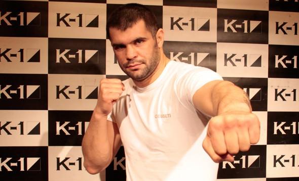 A lovit, dar nu &icirc;n ring! Sportivul Daniel Ghiţă a provocat un accident rutier