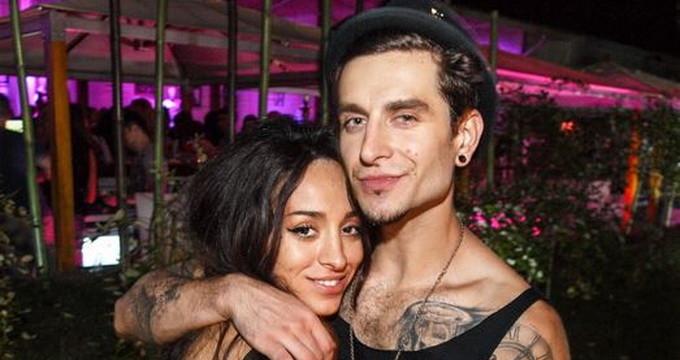 De ce se ceartă Ruby cu iubi? O fi de vină lumina?