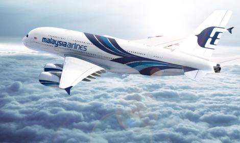 Schimbare RADICALĂ la Malaysia Airlines: Cum vrea să-și spele imaginea compania care a pierdut 537 de pasageri în PATRU luni!