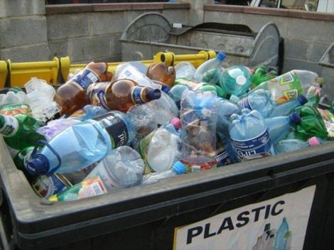 Oficialii de la Bruxelles sunt hotărâţi să stimuleze reciclarea deşeurilor