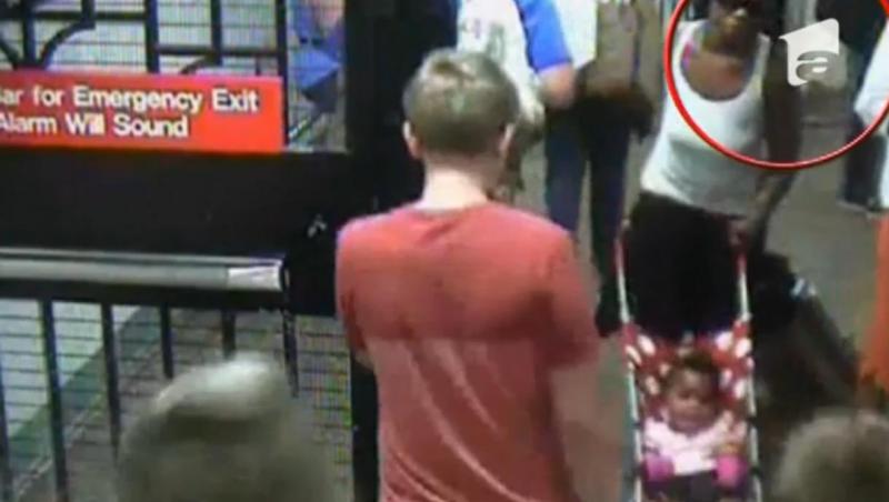 VIDEO! Momentul nemilos în care o fetiţă este abandonată de mamă la metrou