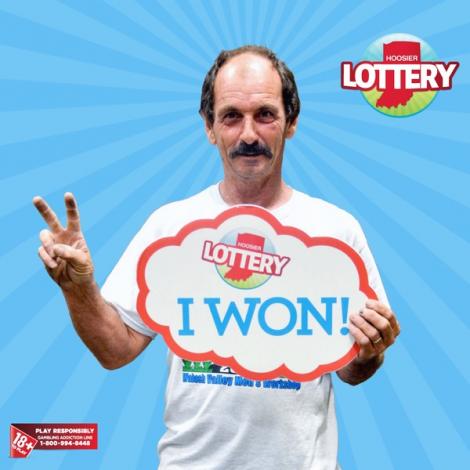 Noroc chior sau intuiție!? Un bărbat a CÂȘTIGAT de DOUĂ ori CONSECUTIV un MILION de dolari la loterie!