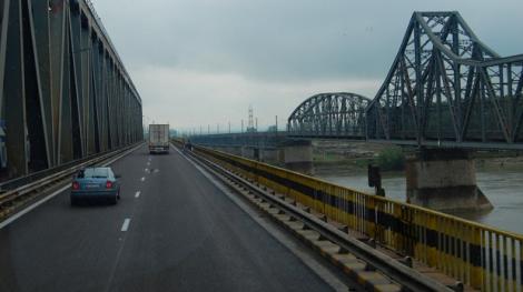 Vești bune pentru șoferi! Taxa de la podul Feteşti-Cernavodă a fost scoasă