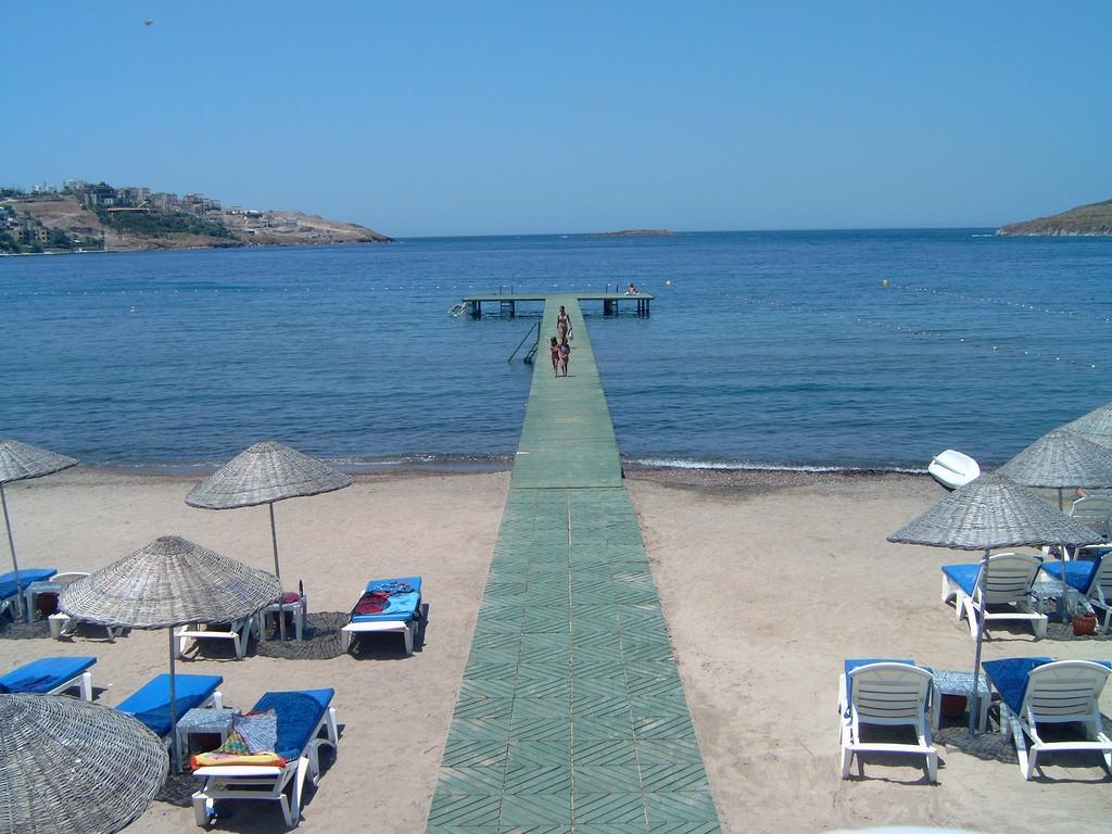 Distractie, relaxare si un vis insorit pe plajele din Bodrum