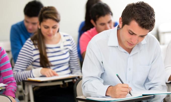 &Icirc;n Ajun de Bacalaureat, &icirc;n licee domneşte liniştea! Toamna anunță rezultate dezastruoase