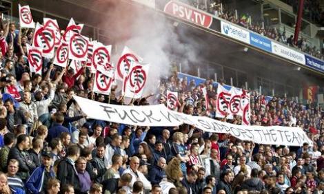 Toți sunt DEPENDENȚI de EL... mai puțin EI! Fanii lui PSV au protestat împotriva WIRELESS-ului de pe stadioane