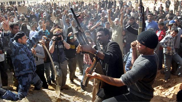 ALERTĂ MAXIMĂ! Rom&acirc;nii, &icirc;ndemnaţi să părăsească Libia