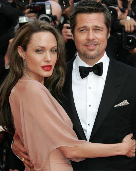 Ipoteză BOMBĂ la Hollywood! Brad Pitt nu o mai iubește pe Angelina Jolie! Sunt la un pas de SEPARARE!?