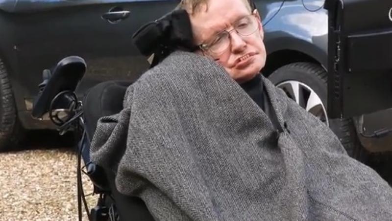 VIDEO! Stephen Hawking a acceptat provocarea Ice Bucket Challenge