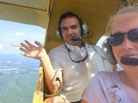 TRAGEDIE! Un paraşutist român a murit după ce avionul pe care îl pilota s-a prăbuşit