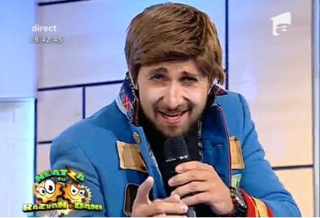 Ce mișcări și ce prezență! Dani Oțil s-a transformat &icirc;n Horia Brenciu. E FENOMENAL!