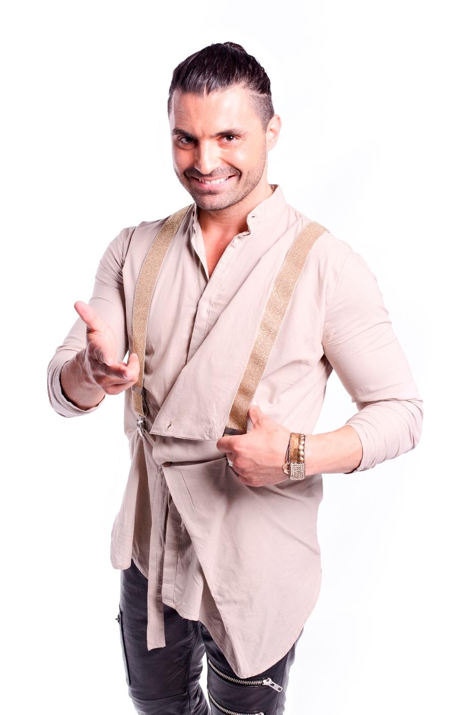 Nașul Pepe a ales artiștii care vor c&acirc;nta la nunta lui Connect-R: Printrei ei, doi c&acirc;știgători Next Star!