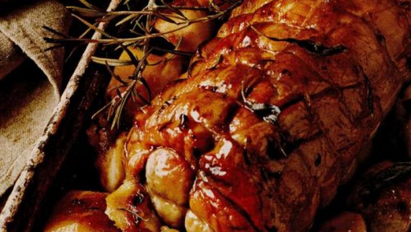 Reţeta lui Vlădutz: Armonie de toamnă, un preparat delicios cu vinete şi muşchiuleţ de porc