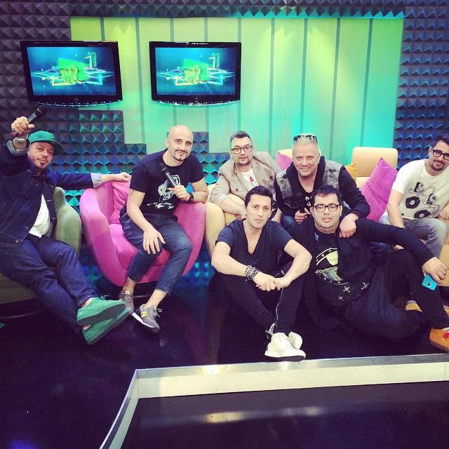 Trupa Voltaj, probleme cu banca