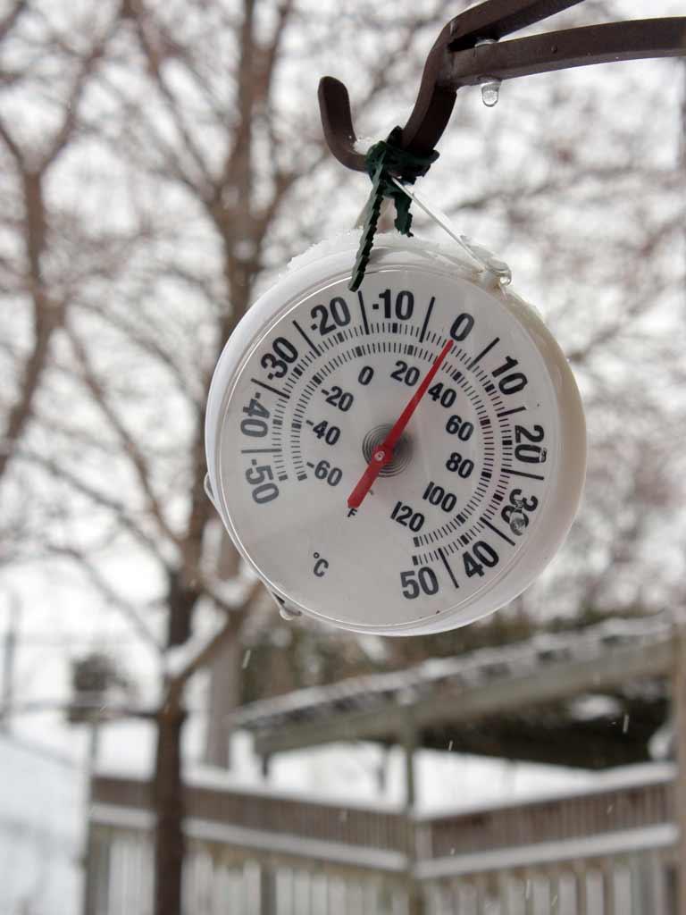 RECORD de temperatură &icirc;n această toamnă! Minus 3,1 grade Celsius, la Miercurea Ciuc