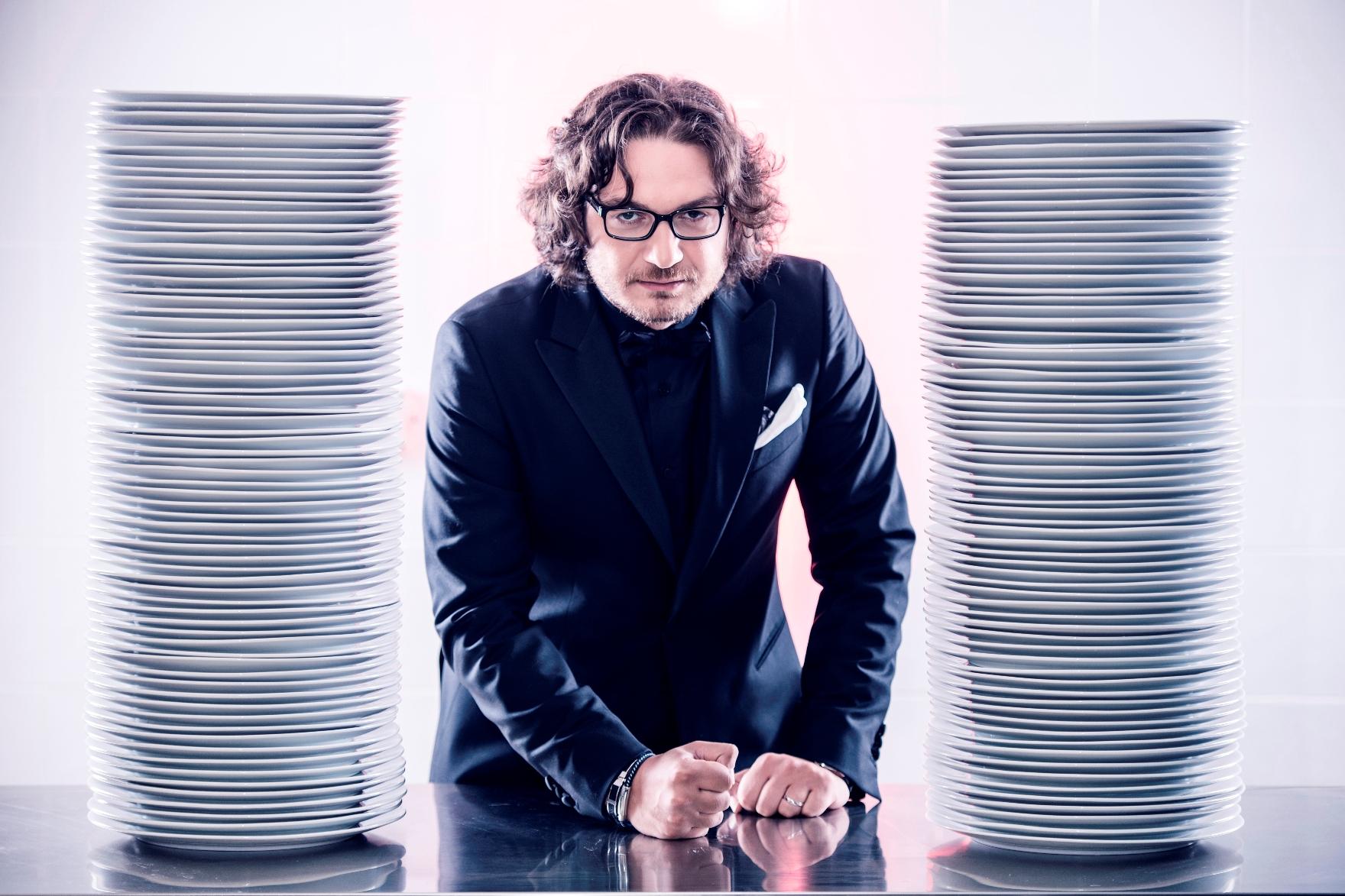 Imagini DEOSEBITE cu chef Florin Dumitrescu şi soţia sa! Nu i-ai mai văzut niciodată AŞA